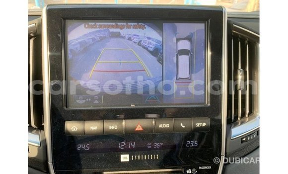 اشتري Imported Toyota Land Cruiser Black سيارة في Import - Dubai في Maseru اشتري Imported Toyota Land Cruiser Black سيارة في Import - Dubai في Maseru