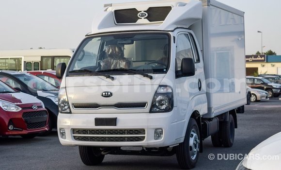 Sayi Imported Kia K3 White Mota in Import - Dubai a Maseru Sayi Imported Kia K3 White Mota in Import - Dubai a Maseru