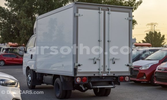 Sayi Imported Kia K3 White Mota in Import - Dubai a Maseru Sayi Imported Kia K3 White Mota in Import - Dubai a Maseru