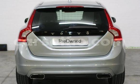 Acheter Occasion Voiture Volvo V60 Gris à Maseru, Maseru Acheter Occasion Voiture Volvo V60 Gris à Maseru, Maseru