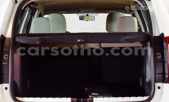 Acheter Import Voiture Renault Duster Blanc à Import - Dubai, Maseru Acheter Import Voiture Renault Duster Blanc à Import - Dubai, Maseru