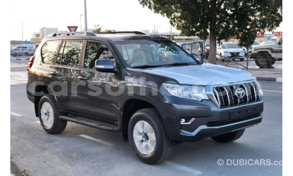 Acheter Import Voiture Toyota Prado Noir à Import - Dubai, Maseru Acheter Import Voiture Toyota Prado Noir à Import - Dubai, Maseru