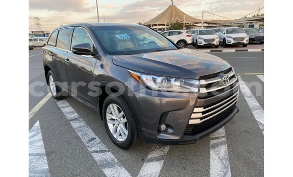 Buy Import Toyota Highlander Other Car in Import - Dubai in Maseru Buy Import Toyota Highlander Other Car in Import - Dubai in Maseru