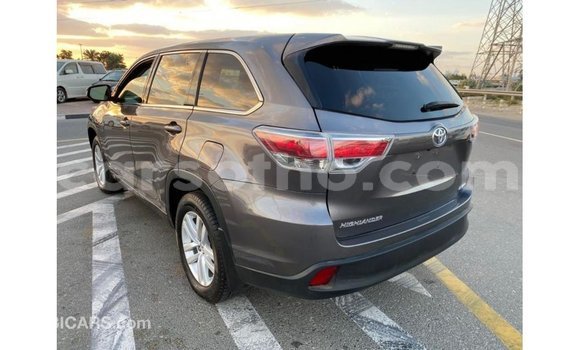 Buy Import Toyota Highlander Other Car in Import - Dubai in Maseru Buy Import Toyota Highlander Other Car in Import - Dubai in Maseru