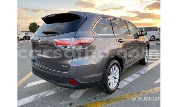 Buy Import Toyota Highlander Other Car in Import - Dubai in Maseru Buy Import Toyota Highlander Other Car in Import - Dubai in Maseru