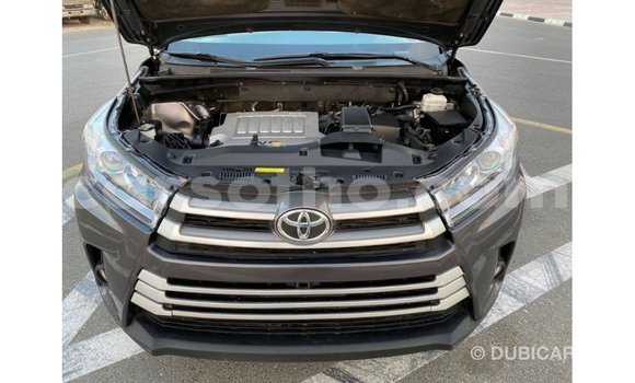 Buy Import Toyota Highlander Other Car in Import - Dubai in Maseru Buy Import Toyota Highlander Other Car in Import - Dubai in Maseru