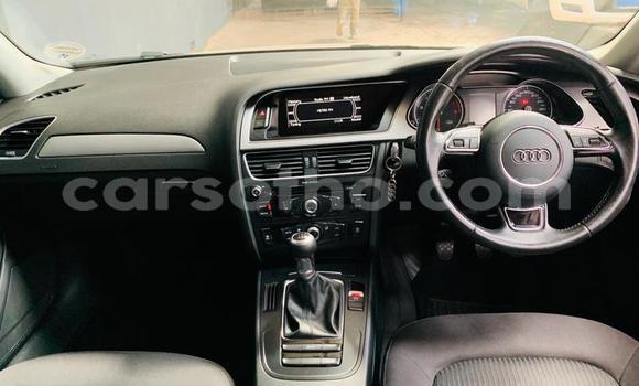 Sayi Na hannu Audi A4 Silver Mota in Maseru a Maseru Sayi Na hannu Audi A4 Silver Mota in Maseru a Maseru
