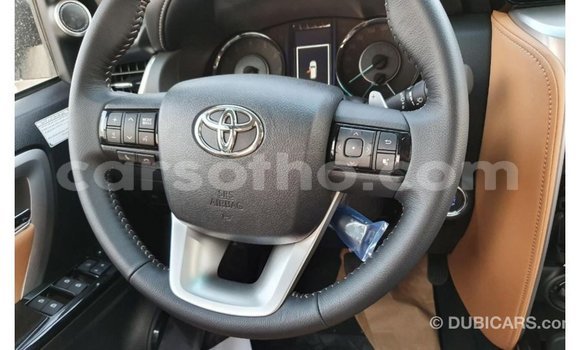 Buy Import Toyota Fortuner White Car in Import - Dubai in Maseru Buy Import Toyota Fortuner White Car in Import - Dubai in Maseru