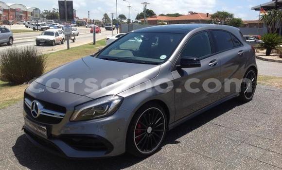 اشتري مستعمل Mercedes-Benz A-klasse AMG Black سيارة في Roma في Maseru اشتري مستعمل Mercedes-Benz A-klasse AMG Black سيارة في Roma في Maseru