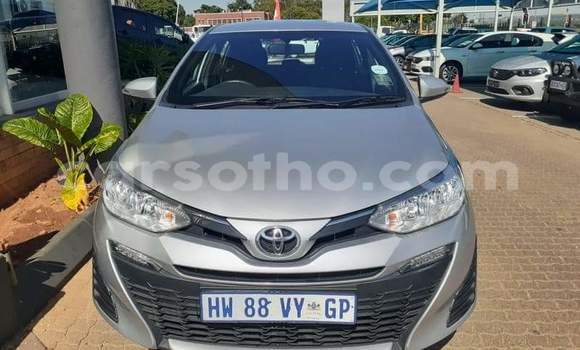 Sayi Na hannu Toyota Yaris Silver Mota in Maseru a Maseru Sayi Na hannu Toyota Yaris Silver Mota in Maseru a Maseru