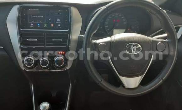 Sayi Na hannu Toyota Yaris Silver Mota in Maseru a Maseru Sayi Na hannu Toyota Yaris Silver Mota in Maseru a Maseru
