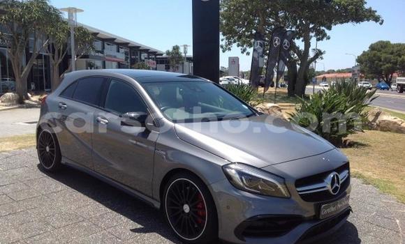 اشتري مستعمل Mercedes-Benz A-klasse AMG Black سيارة في Roma في Maseru اشتري مستعمل Mercedes-Benz A-klasse AMG Black سيارة في Roma في Maseru