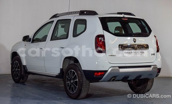 Acheter Import Voiture Renault Duster Blanc à Import - Dubai, Maseru Acheter Import Voiture Renault Duster Blanc à Import - Dubai, Maseru