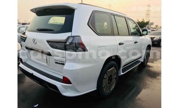 اشتري Imported Lexus LX White سيارة في Import - Dubai في Maseru اشتري Imported Lexus LX White سيارة في Import - Dubai في Maseru