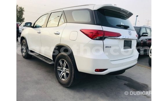 Buy Import Toyota Fortuner White Car in Import - Dubai in Maseru Buy Import Toyota Fortuner White Car in Import - Dubai in Maseru