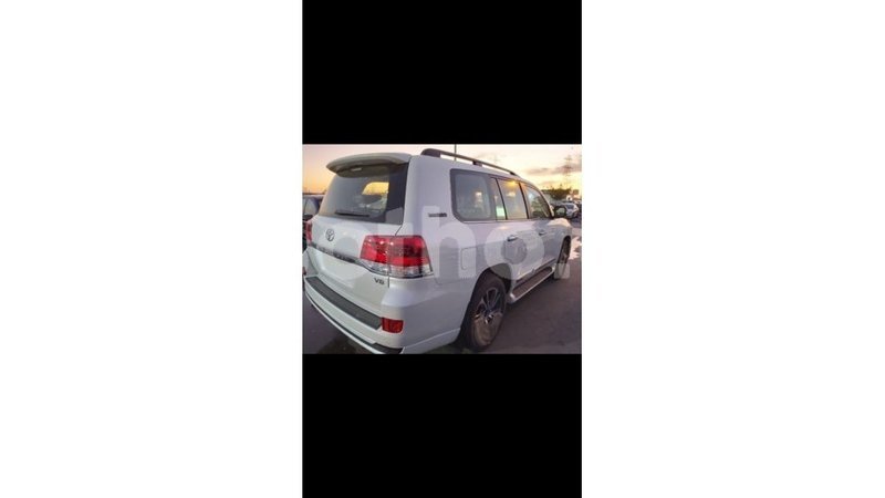 Big with watermark toyota land cruiser maseru import dubai 17185