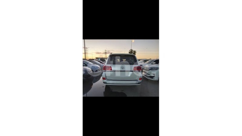 Big with watermark toyota land cruiser maseru import dubai 17185