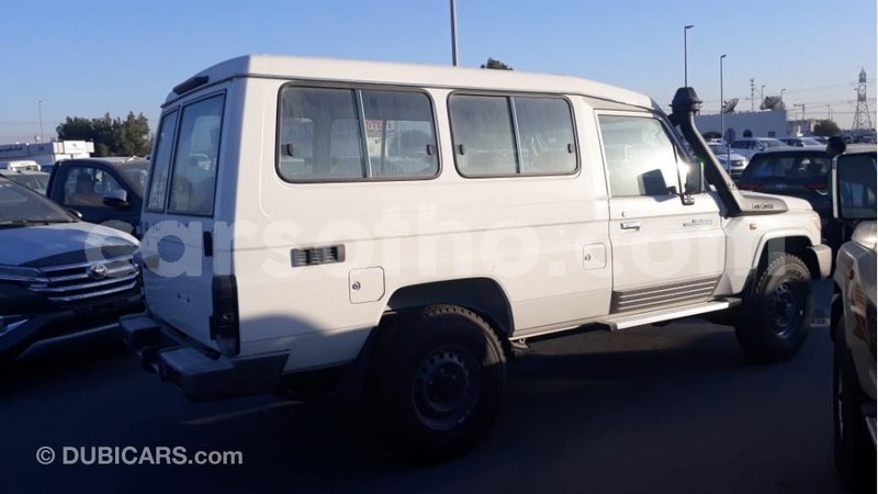 Big with watermark toyota land cruiser maseru import dubai 17186