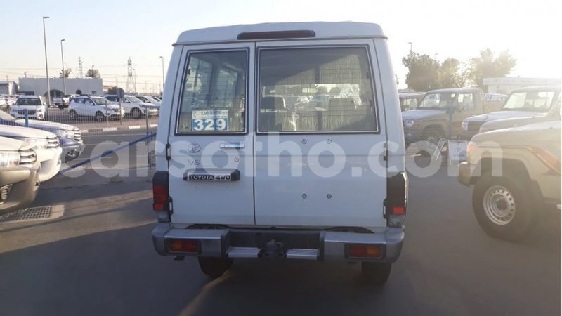 Big with watermark toyota land cruiser maseru import dubai 17186