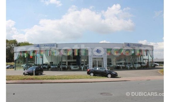 Acheter Import Voiture Toyota Hilux Blanc à Import - Dubai, Maseru Acheter Import Voiture Toyota Hilux Blanc à Import - Dubai, Maseru