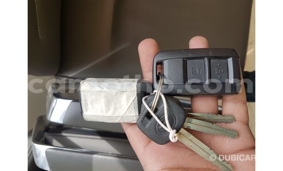 Sayi Imported Toyota Land Cruiser Beige Mota in Import - Dubai a Maseru Sayi Imported Toyota Land Cruiser Beige Mota in Import - Dubai a Maseru