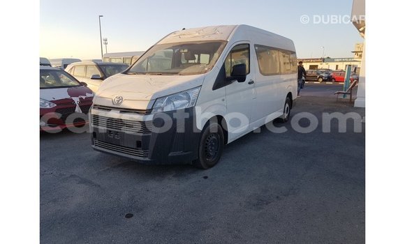 اشتري Imported Toyota Hiace White سيارة في Import - Dubai في Maseru اشتري Imported Toyota Hiace White سيارة في Import - Dubai في Maseru