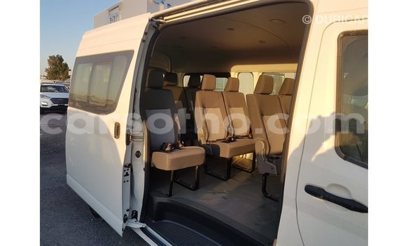 اشتري Imported Toyota Hiace White سيارة في Import - Dubai في Maseru اشتري Imported Toyota Hiace White سيارة في Import - Dubai في Maseru