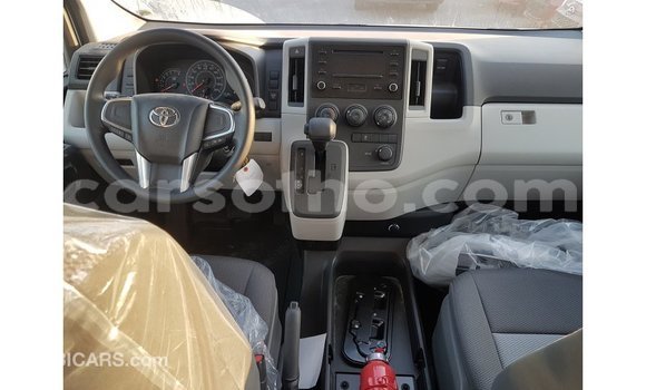 اشتري Imported Toyota Hiace White سيارة في Import - Dubai في Maseru اشتري Imported Toyota Hiace White سيارة في Import - Dubai في Maseru