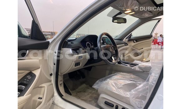 Sayi Imported Honda T White Motsi in Import - Dubai a Maseru Sayi Imported Honda T White Motsi in Import - Dubai a Maseru