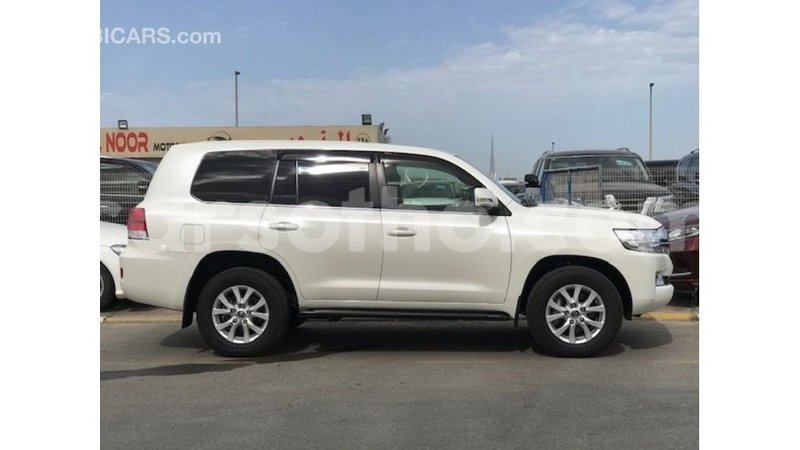 Big with watermark toyota land cruiser maseru import dubai 17228