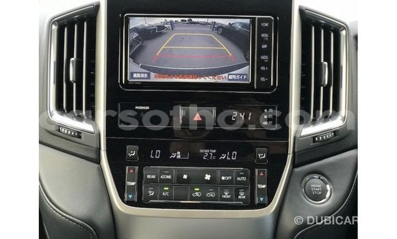Buy Import Toyota Land Cruiser White Car in Import - Dubai in Maseru Buy Import Toyota Land Cruiser White Car in Import - Dubai in Maseru