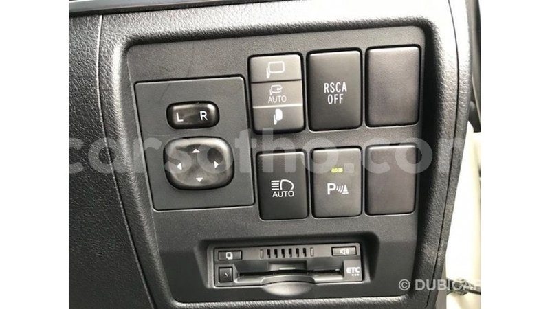 Big with watermark toyota land cruiser maseru import dubai 17228