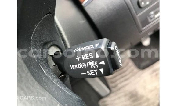 Buy Import Toyota Land Cruiser White Car in Import - Dubai in Maseru Buy Import Toyota Land Cruiser White Car in Import - Dubai in Maseru