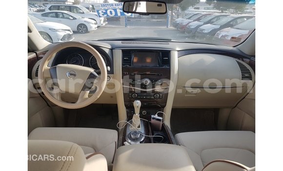 Buy Import Nissan Patrol White Car in Import - Dubai in Maseru Buy Import Nissan Patrol White Car in Import - Dubai in Maseru