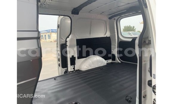 Acheter Import Voiture Hyundai Cargo Blanc à Import - Dubai, Maseru Acheter Import Voiture Hyundai Cargo Blanc à Import - Dubai, Maseru