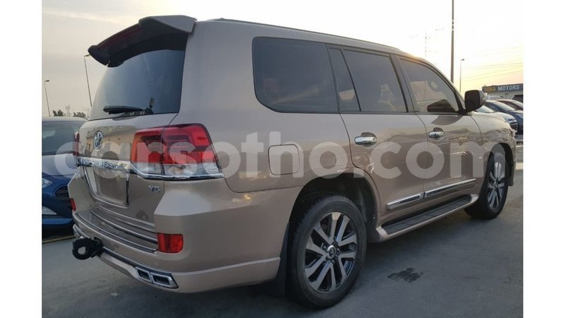 Big with watermark toyota land cruiser maseru import dubai 17233