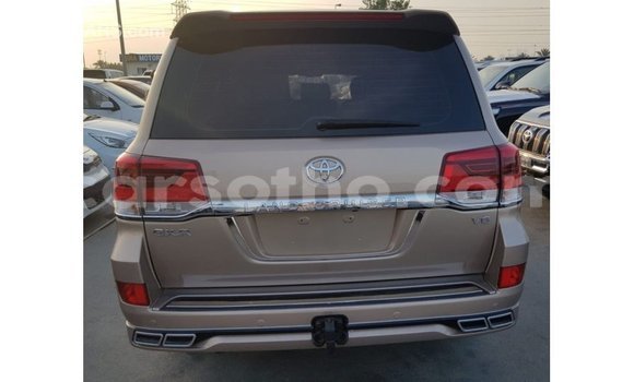 Acheter Import Voiture Toyota Land Cruiser Autre à Import - Dubai, Maseru Acheter Import Voiture Toyota Land Cruiser Autre à Import - Dubai, Maseru