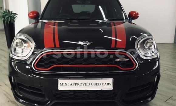 Sayi Na hannu Mini Cooper Black Mota in Roma a Maseru