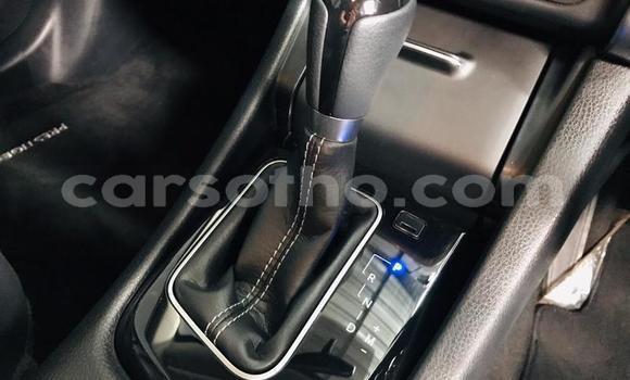 Sayi Na hannu Toyota Corolla Verso White Mota in Maseru a Maseru Sayi Na hannu Toyota Corolla Verso White Mota in Maseru a Maseru