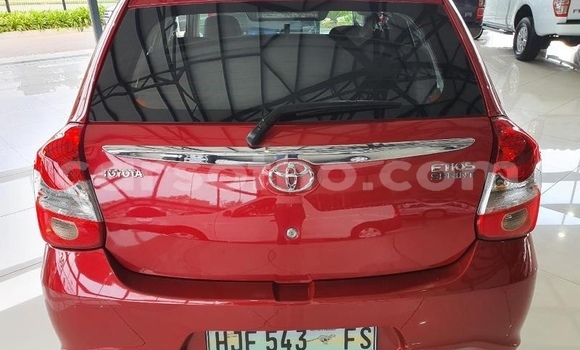 Sayi Na hannu Toyota Etios Red Mota in Maseru a Maseru Sayi Na hannu Toyota Etios Red Mota in Maseru a Maseru
