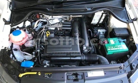 Acheter Occasion Voiture Volkswagen Polo Blanc à Maputsoa, Leribe Acheter Occasion Voiture Volkswagen Polo Blanc à Maputsoa, Leribe