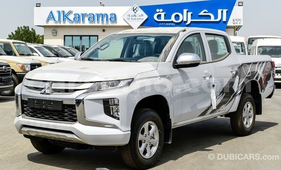 اشتري Imported Mitsubishi L200 White سيارة في Import - Dubai في Maseru اشتري Imported Mitsubishi L200 White سيارة في Import - Dubai في Maseru