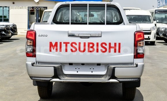 اشتري Imported Mitsubishi L200 White سيارة في Import - Dubai في Maseru اشتري Imported Mitsubishi L200 White سيارة في Import - Dubai في Maseru