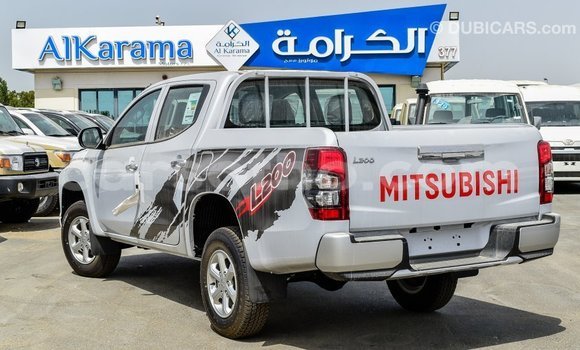 اشتري Imported Mitsubishi L200 White سيارة في Import - Dubai في Maseru اشتري Imported Mitsubishi L200 White سيارة في Import - Dubai في Maseru
