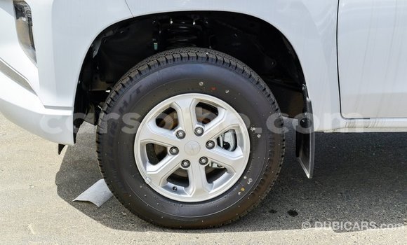 اشتري Imported Mitsubishi L200 White سيارة في Import - Dubai في Maseru اشتري Imported Mitsubishi L200 White سيارة في Import - Dubai في Maseru