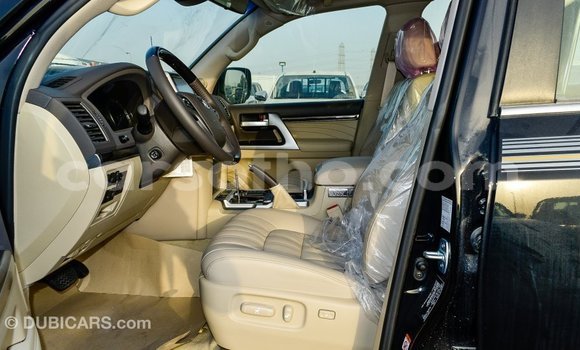 اشتري Imported Toyota Land Cruiser Black سيارة في Import - Dubai في Maseru اشتري Imported Toyota Land Cruiser Black سيارة في Import - Dubai في Maseru
