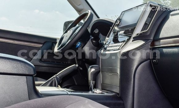 Sayi Imported Toyota Land Cruiser Black Mota in Import - Dubai a Maseru Sayi Imported Toyota Land Cruiser Black Mota in Import - Dubai a Maseru