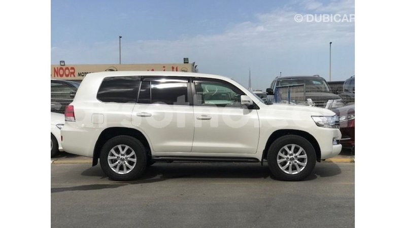 Big with watermark toyota land cruiser maseru import dubai 17275