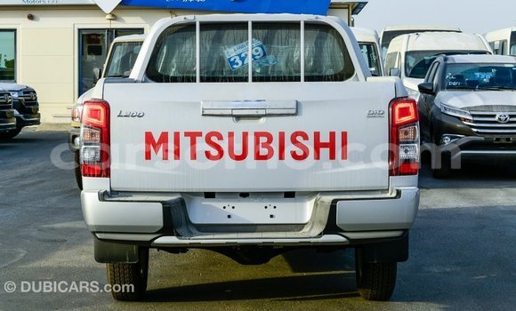اشتري Imported Mitsubishi L200 White سيارة في Import - Dubai في Maseru اشتري Imported Mitsubishi L200 White سيارة في Import - Dubai في Maseru