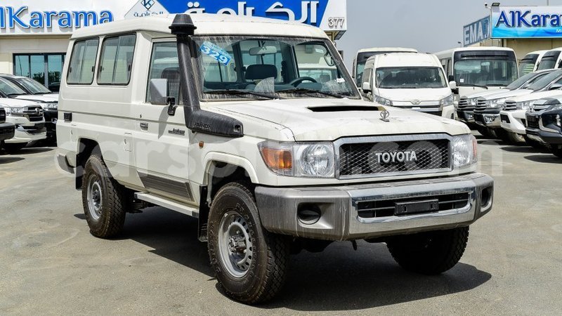 Big with watermark toyota land cruiser maseru import dubai 17281